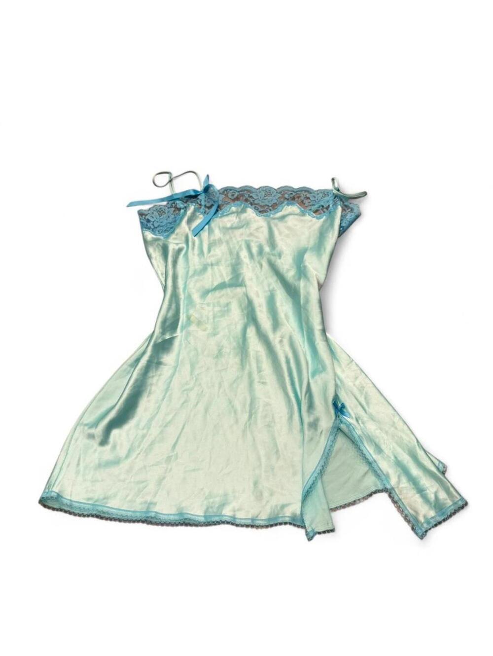 Y2K Victoria’s Secret slip